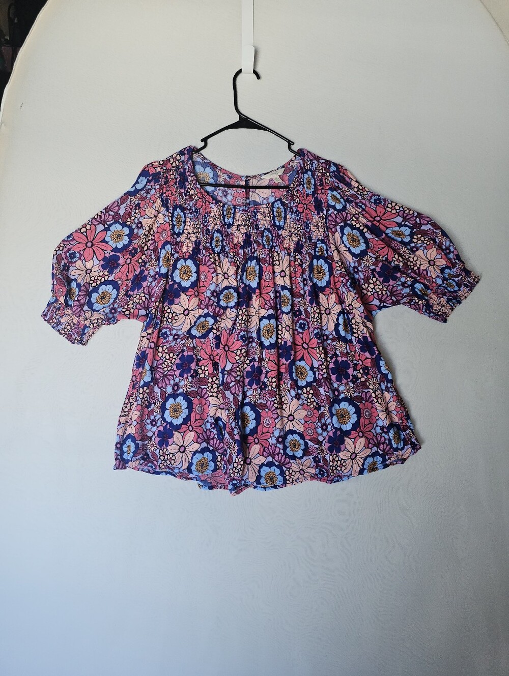 Terra & Sky Floral Smocked Top - Size 2X (20W-22W) - Picture 3 of 14